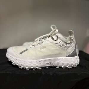 Running Sneakers 001 M White/Grey Norda